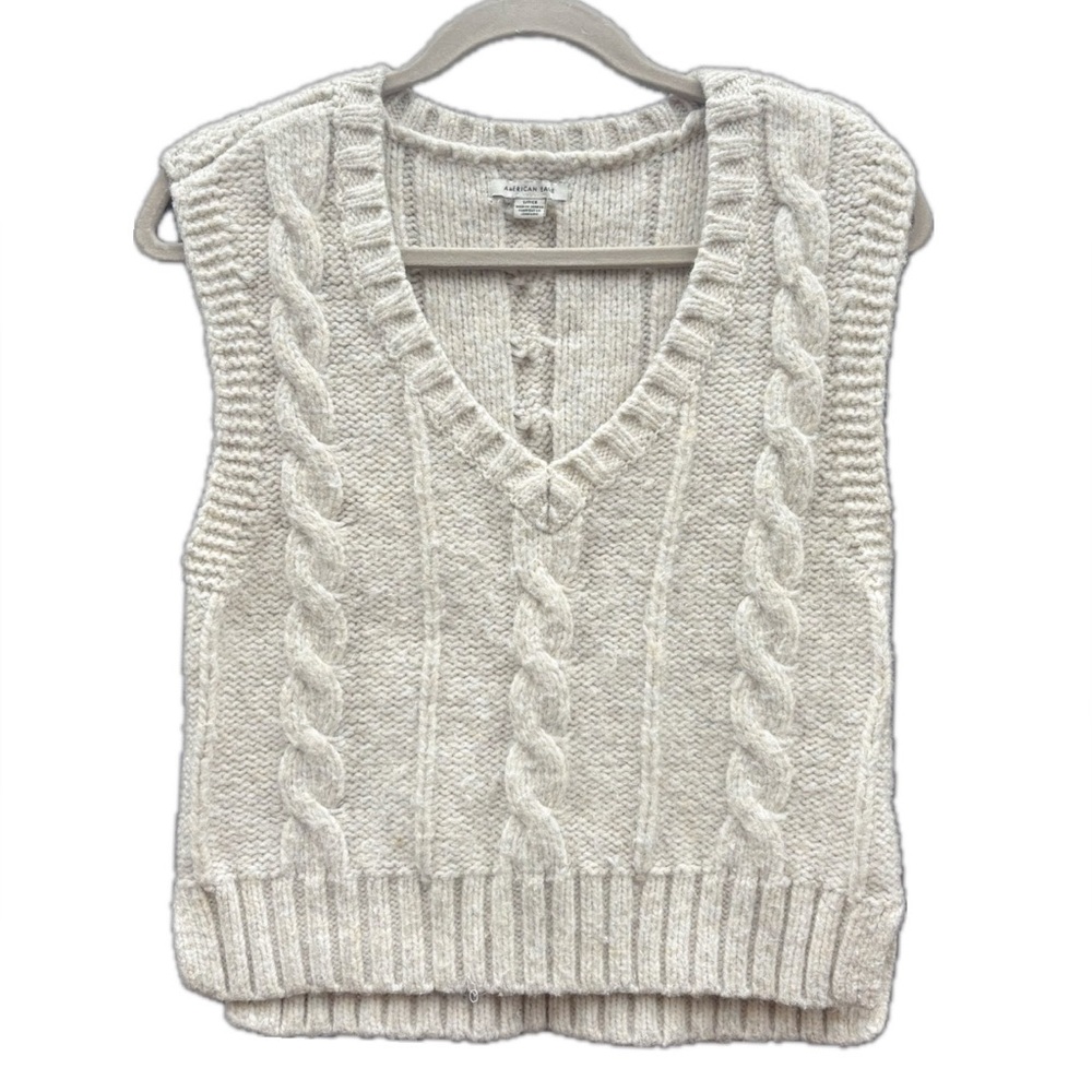 American Eagle sweater vest